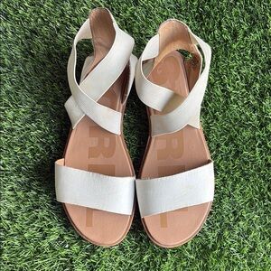 SOREL Ella 2 White Strappy Women’s Sandal size 9